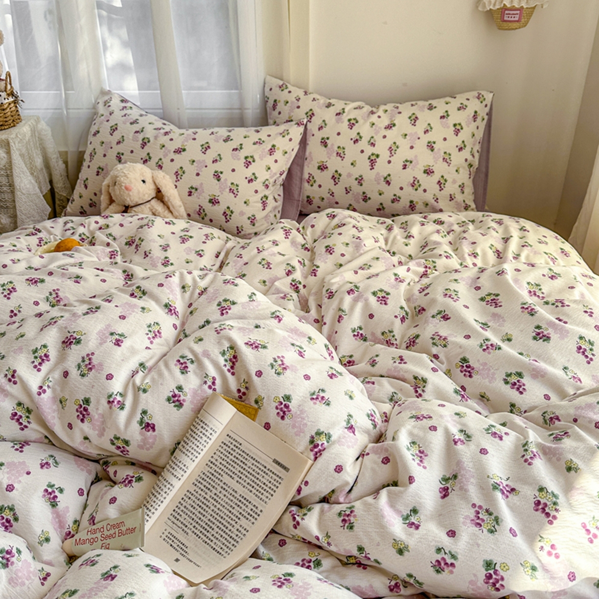 91家纺网 家纺一手货源 找家纺 宏源家纺 2026新款云感提花双层纱四件套 紫葡萄