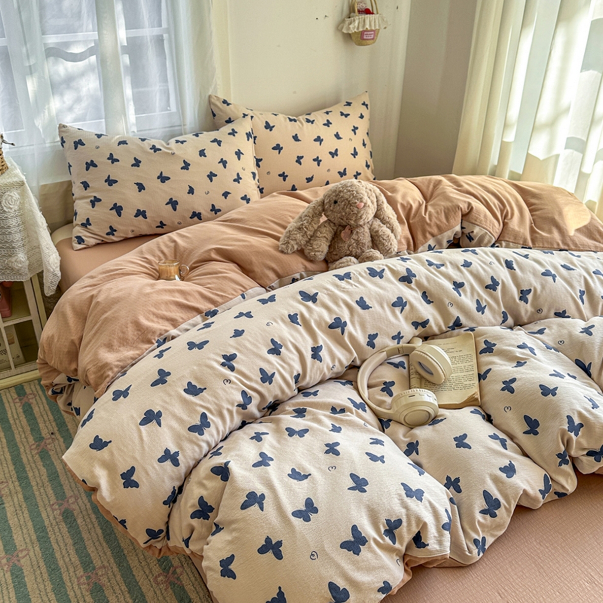 91家纺网 家纺一手货源 找家纺 宏源家纺 2026新款云感提花双层纱四件套 蝴蝶蓝