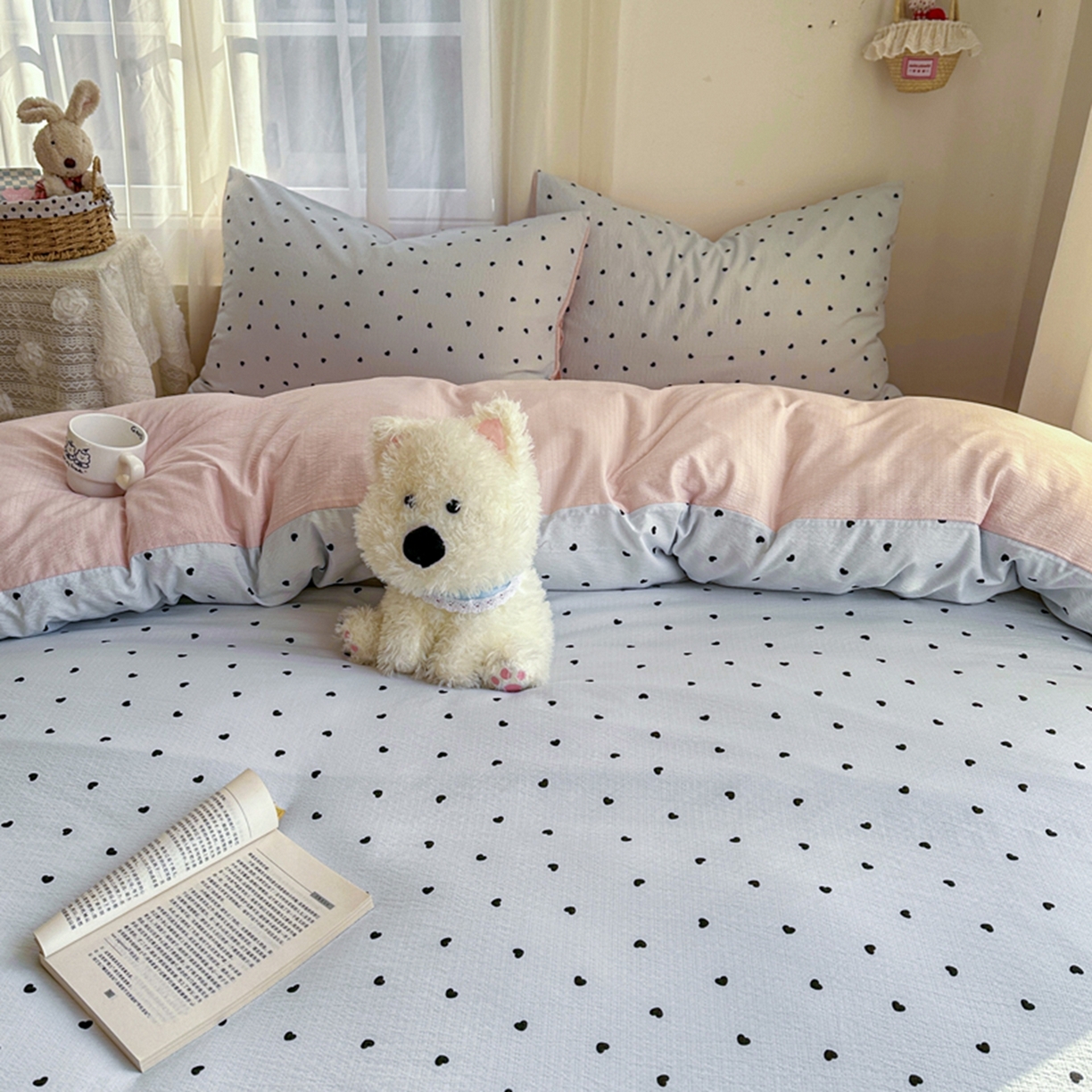 91家纺网 家纺一手货源 找家纺 宏源家纺 2026新款云感提花双层纱四件套 蓝心