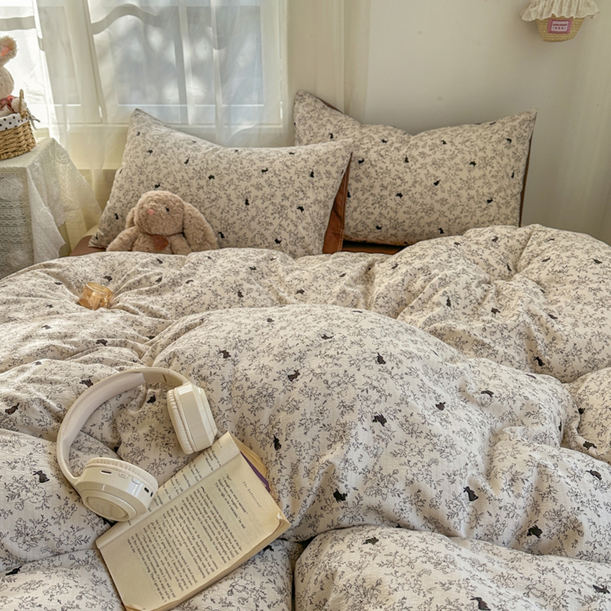 91家纺网 家纺一手货源 找家纺 宏源家纺 2026新款云感提花双层纱四件套 森林小兔