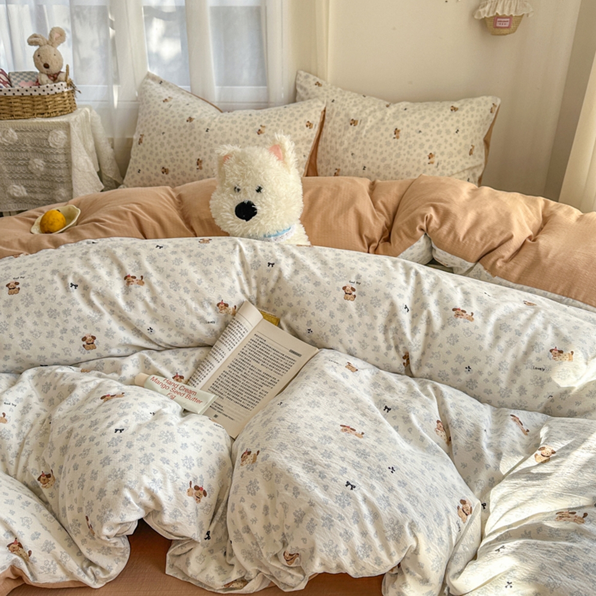 91家纺网 家纺一手货源 找家纺 宏源家纺 2026新款云感提花双层纱四件套 碎花狗