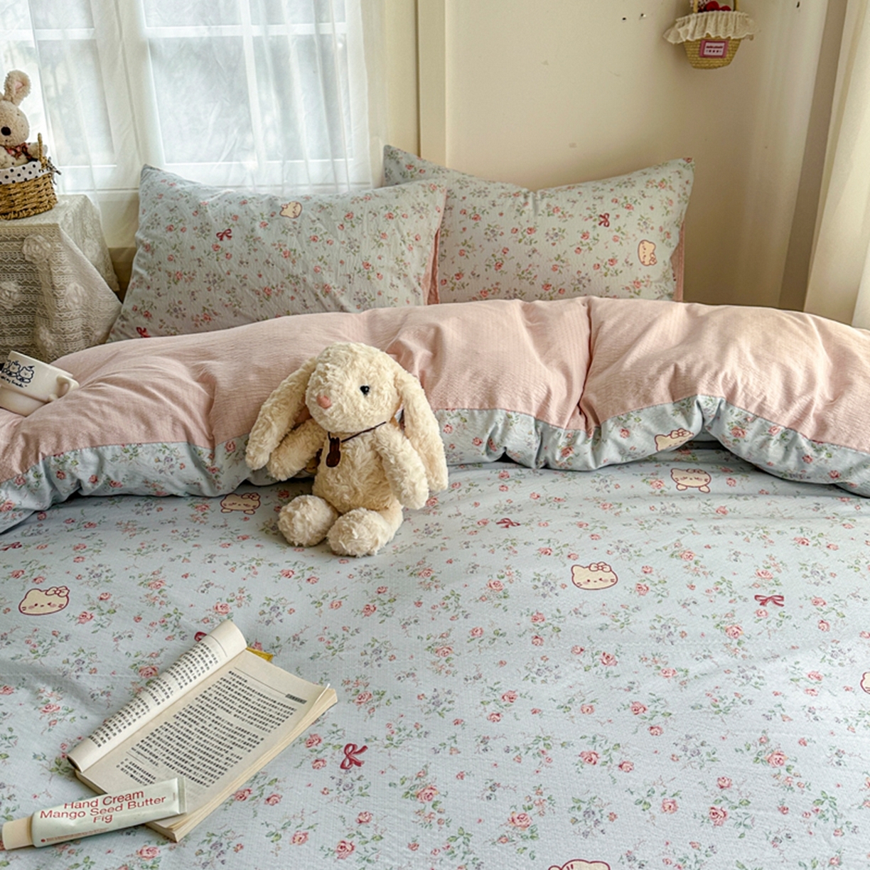 91家纺网 家纺一手货源 找家纺 宏源家纺 2026新款云感提花双层纱四件套 小花猫