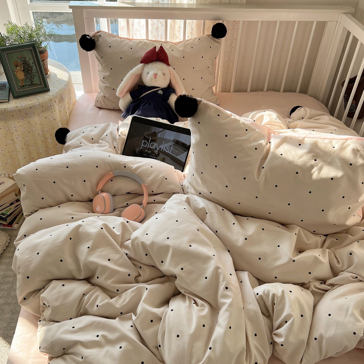 91家纺网 家纺一手货源 找家纺 轻奢坊 2026新款水洗棉波点可拆卸毛球四件套 米波点-枕套波点