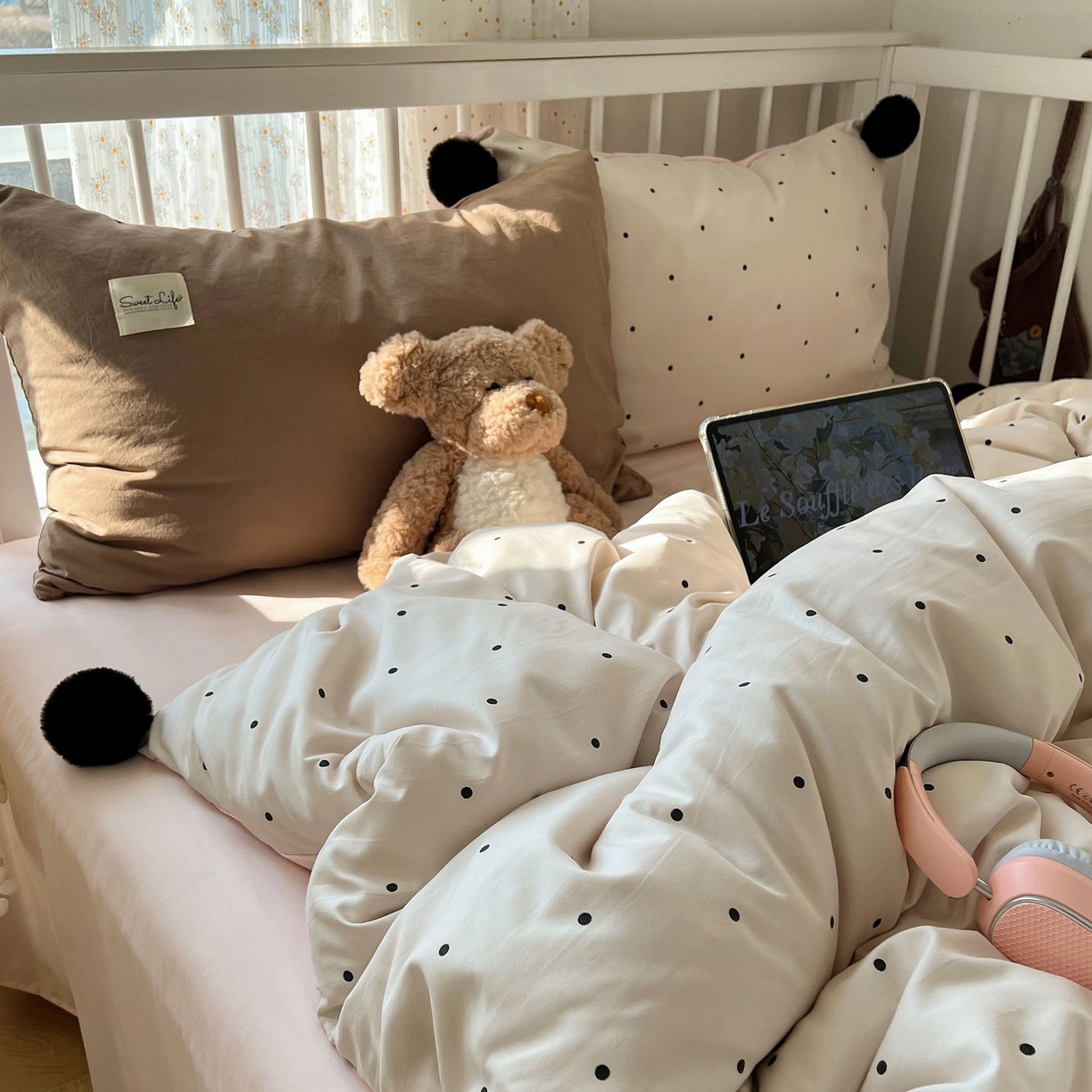 91家纺网 家纺一手货源 找家纺 轻奢坊 2026新款水洗棉波点可拆卸毛球四件套 米波点-枕套混搭