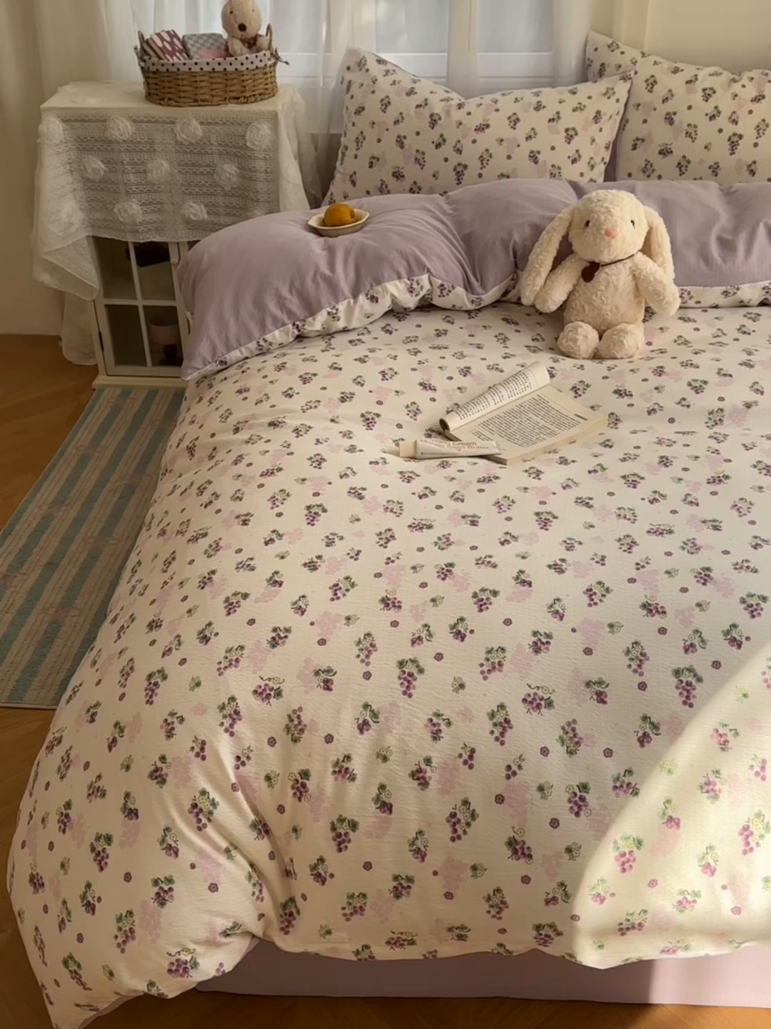 91家纺网 家纺一手货源 找家纺 宏源家纺 2026新款云感提花双层纱四件套 紫葡萄