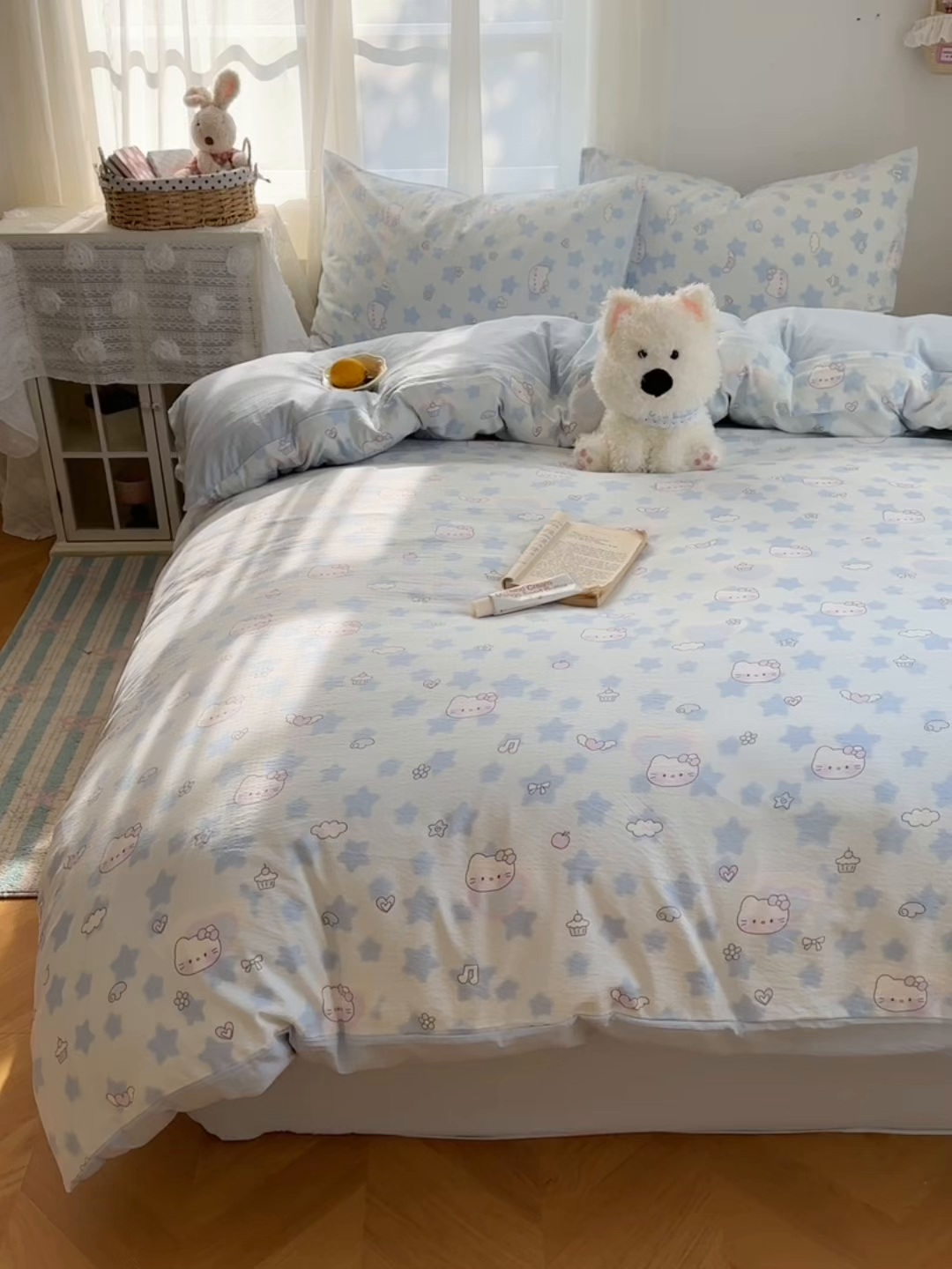 91家纺网 家纺一手货源 找家纺 宏源家纺 2026新款云感提花双层纱四件套 蓝色奶猫