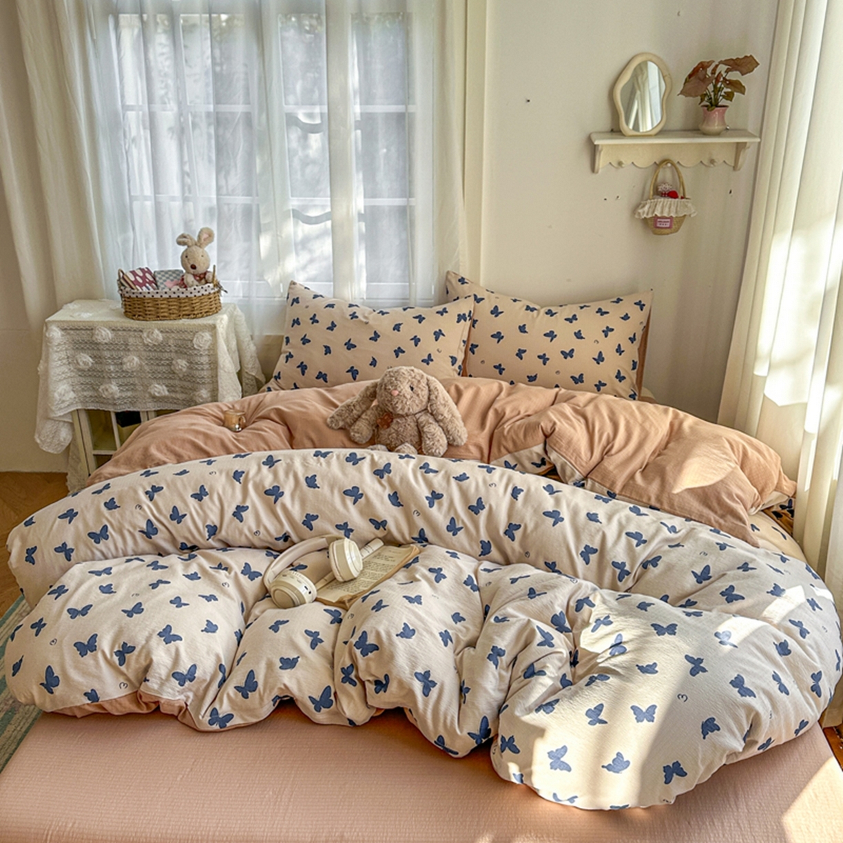 91家纺网 家纺一手货源 找家纺 宏源家纺 2026新款云感提花双层纱四件套 蝴蝶蓝