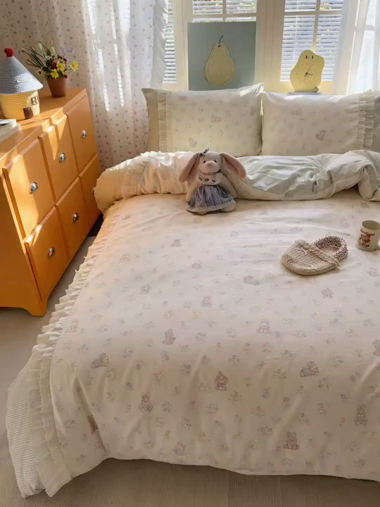 91家纺网 家纺一手货源 找家纺 云锦家居 2026新款纯棉拼接花边小清新工艺款四件套 浪花轻歌