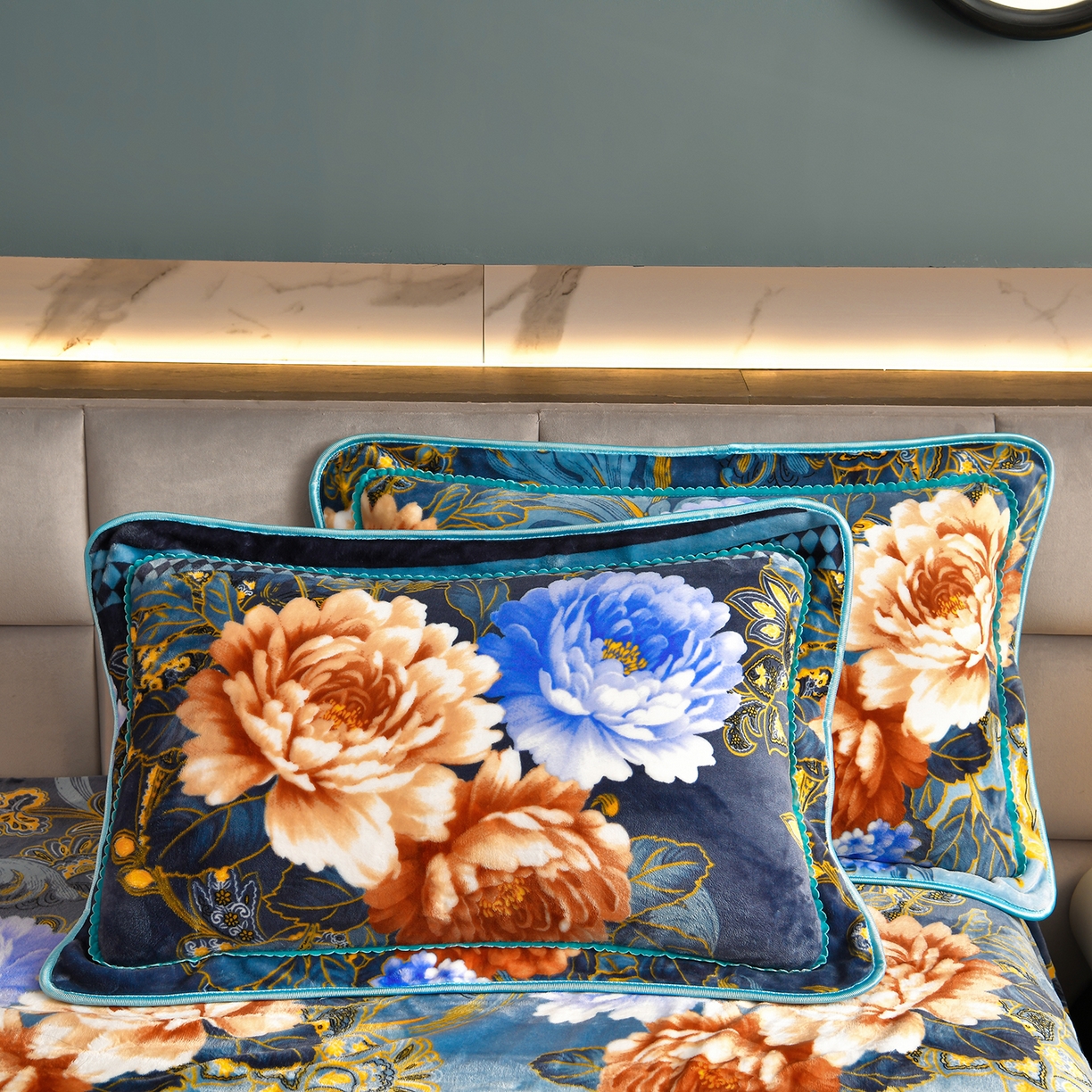 91家纺网 家纺一手货源 找家纺 （总）董成龙家纺 2026新款高克重9-10斤加厚印花超柔牛奶绒爆款法莱绒金貂绒床裙四件套控价