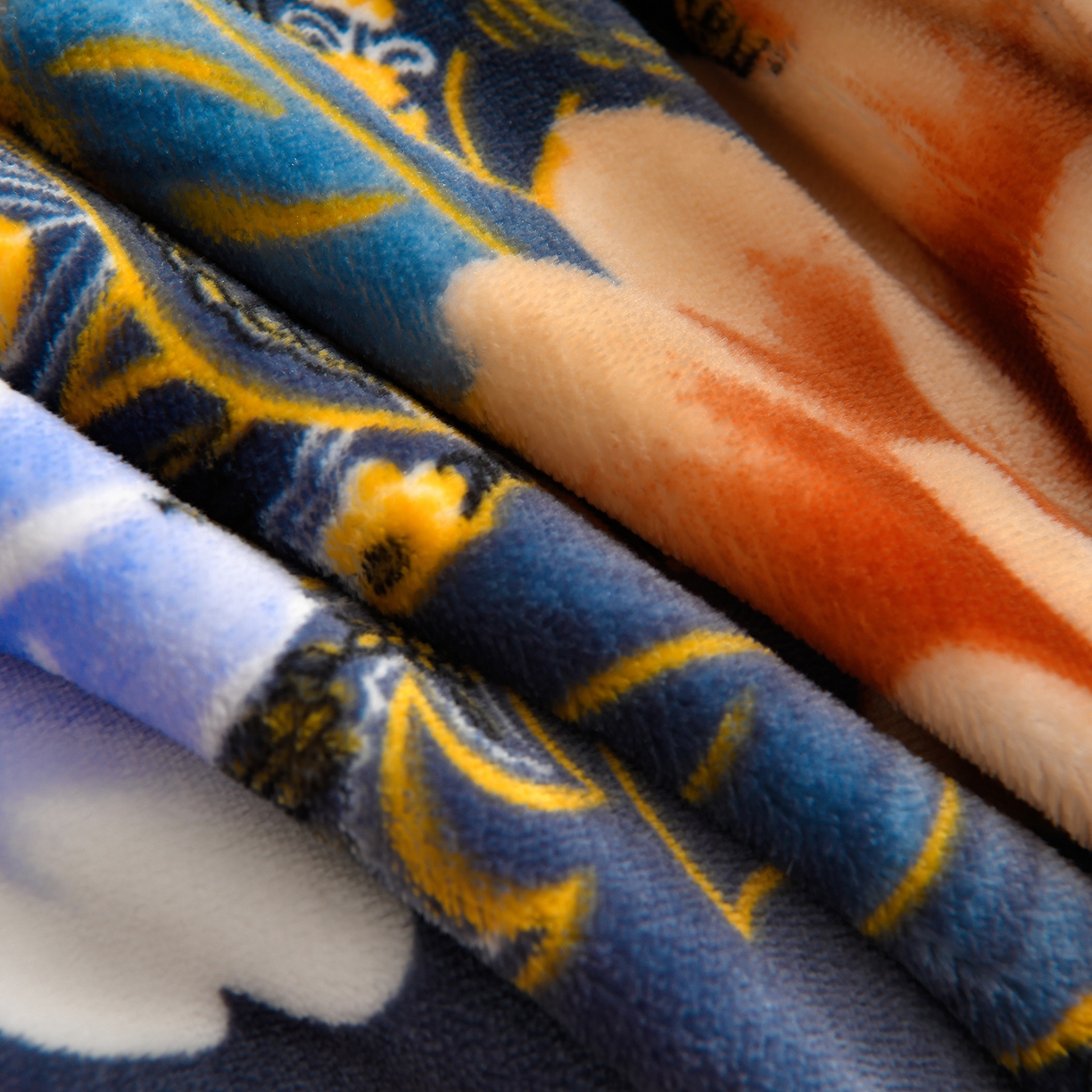 91家纺网 家纺一手货源 找家纺 （总）董成龙家纺 2026新款高克重9-10斤加厚印花超柔牛奶绒爆款法莱绒金貂绒床裙四件套控价