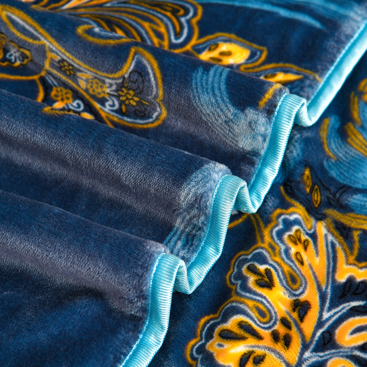 91家纺网 家纺一手货源 找家纺 （总）董成龙家纺 2026新款高克重9-10斤加厚印花超柔牛奶绒爆款法莱绒金貂绒床裙四件套控价