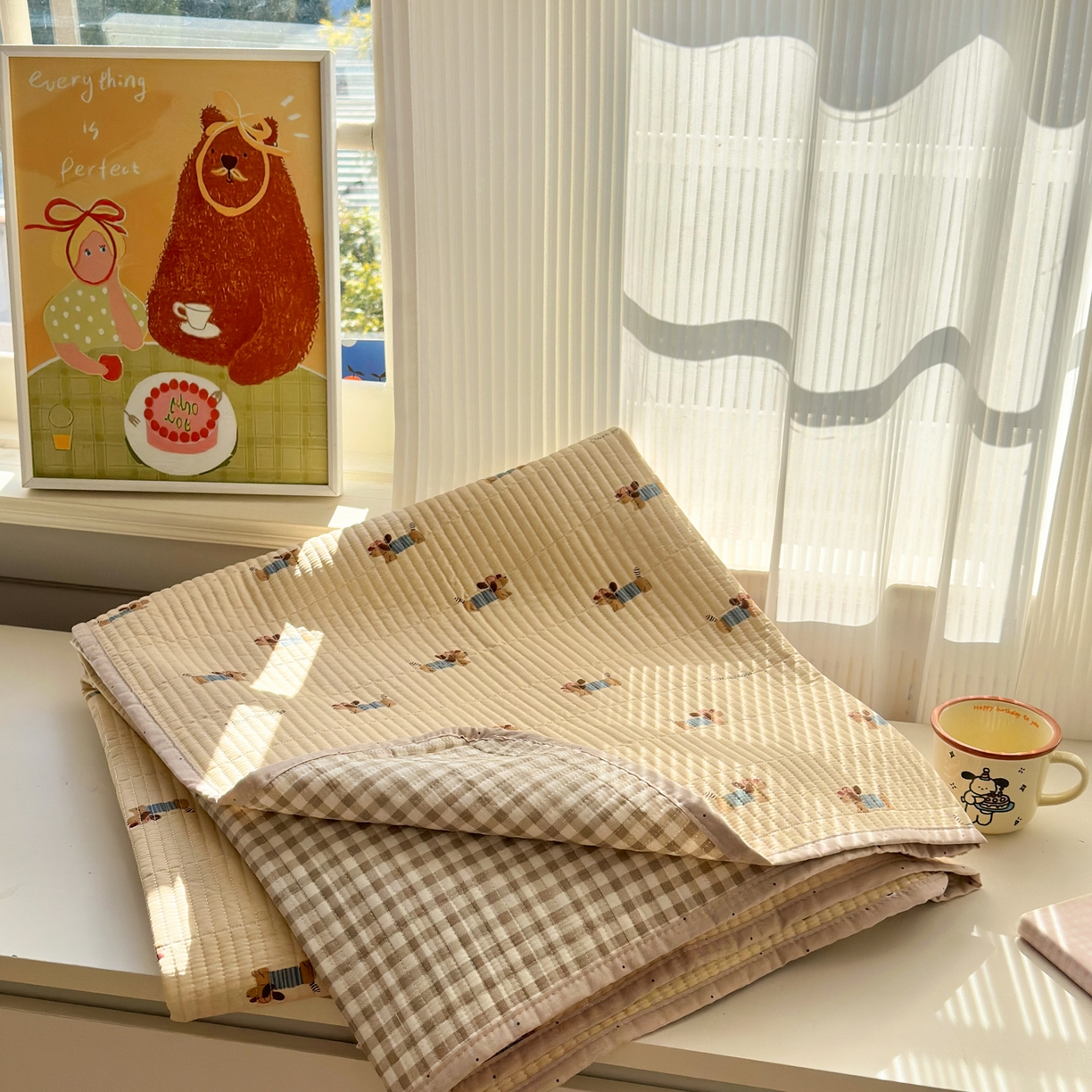 91家纺网 家纺一手货源 找家纺 云锦家居 2026新款双面纯棉小清新印花床盖款四件套 床盖款-柯基漫游记