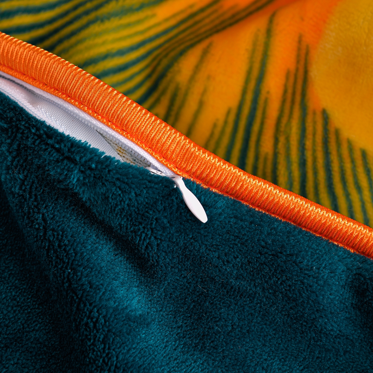 91家纺网 家纺一手货源 找家纺 董成龙家纺 2026新款高克重9-10斤加厚印花超柔牛奶绒爆款法莱绒金貂绒床裙四件套控价 春华秋实