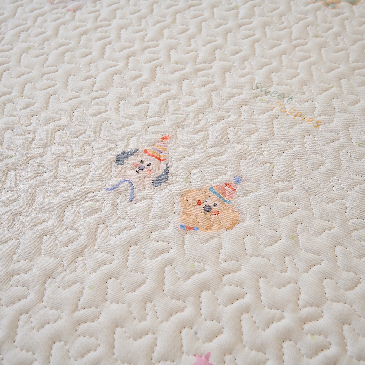 91家纺网 家纺一手货源 找家纺 （总）拾小柒 2026年新款全棉双层纱床护垫纯棉防滑床盖床褥子软床垫