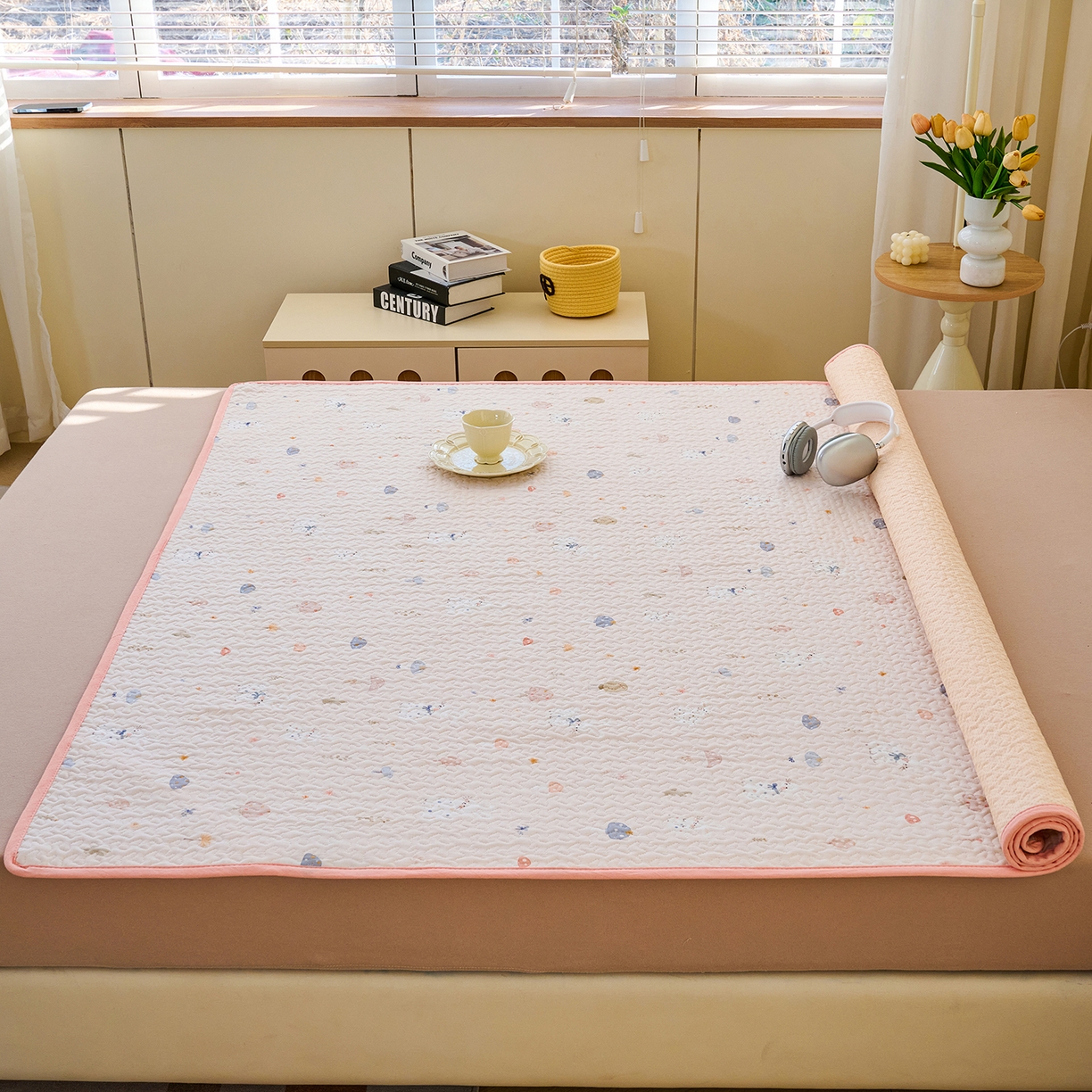 91家纺网 家纺一手货源 找家纺 拾小柒 2026年新款全棉双层纱床护垫纯棉防滑床盖床褥子软床垫 萌趣森林粉