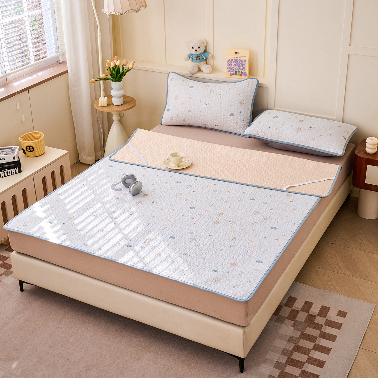 91家纺网 家纺一手货源 找家纺 拾小柒 2026年新款全棉双层纱床护垫纯棉防滑床盖床褥子软床垫 萌趣森林蓝