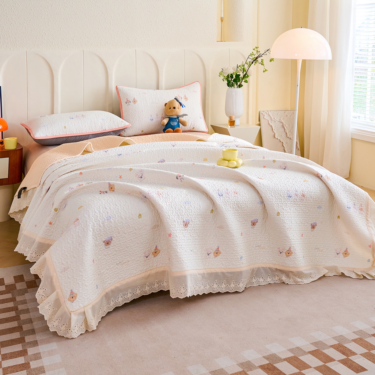 91家纺网 家纺一手货源 找家纺 （总）拾小柒 2026年新款全棉双层纱床盖花边法式中古奶油风防滑床盖三件套