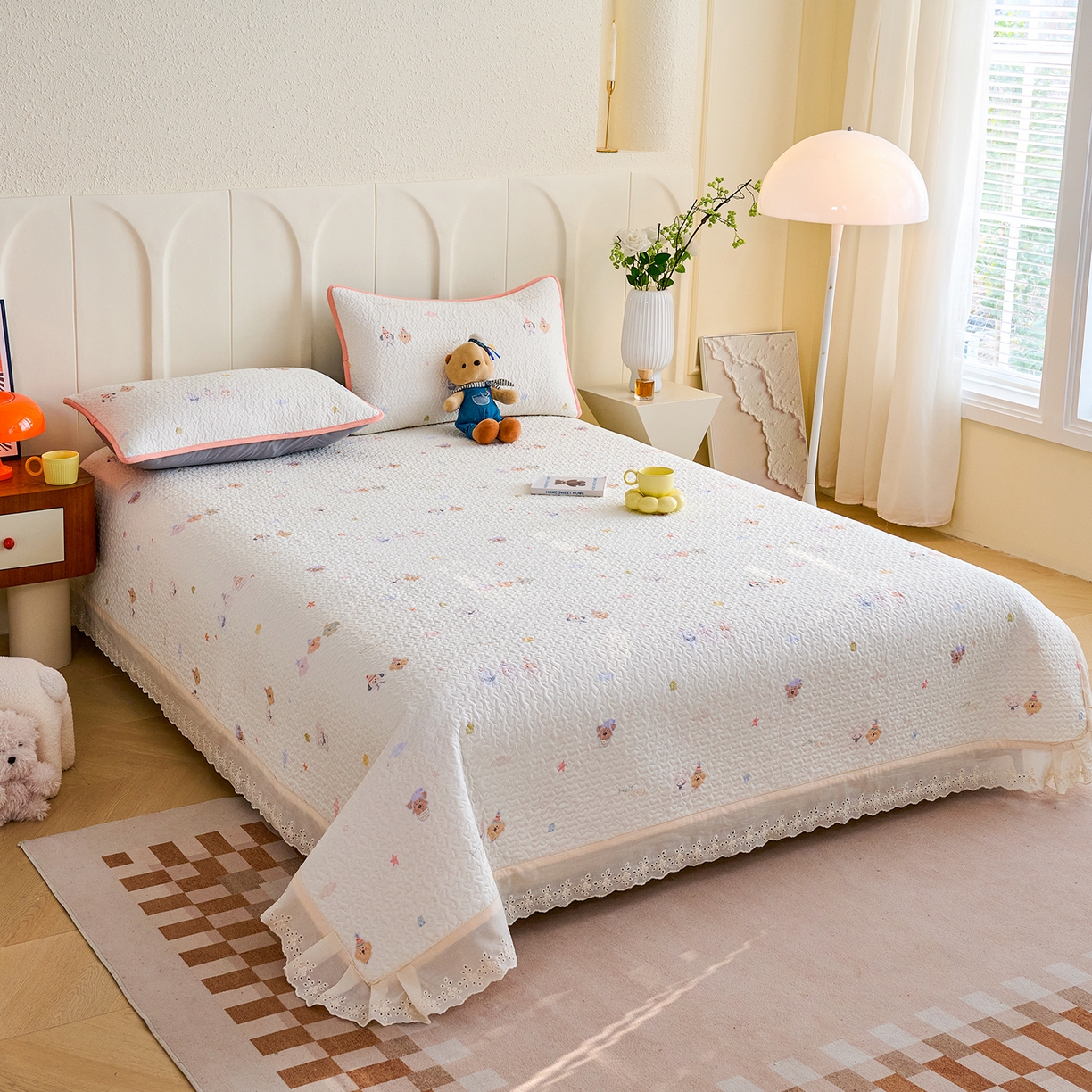 91家纺网 家纺一手货源 找家纺 拾小柒 2026年新款全棉双层纱床盖花边法式中古奶油风防滑床盖三件套 豆豆好朋友