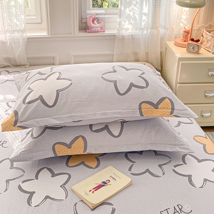 91家纺网 家纺一手货源 找家纺 世爵 2026新款全棉纯棉印花小清新单枕套 梦里星光-灰