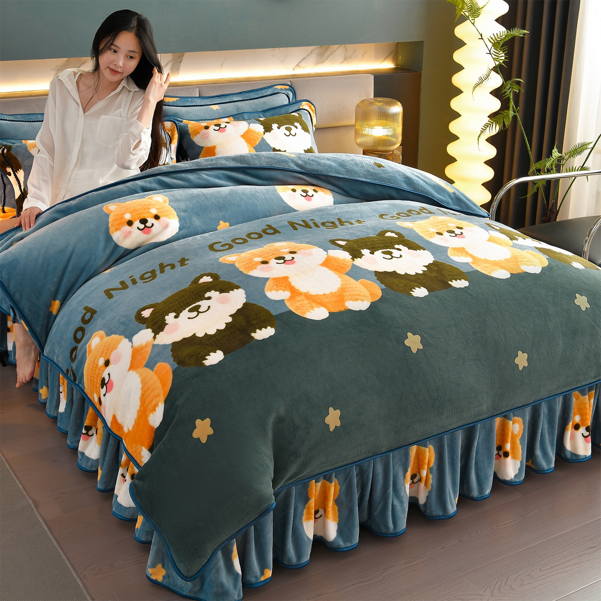 91家纺网 家纺一手货源 找家纺 董成龙家纺 2026新款高克重9-10斤加厚印花超柔牛奶绒爆款法莱绒金貂绒床裙四件套控价 欢乐猫