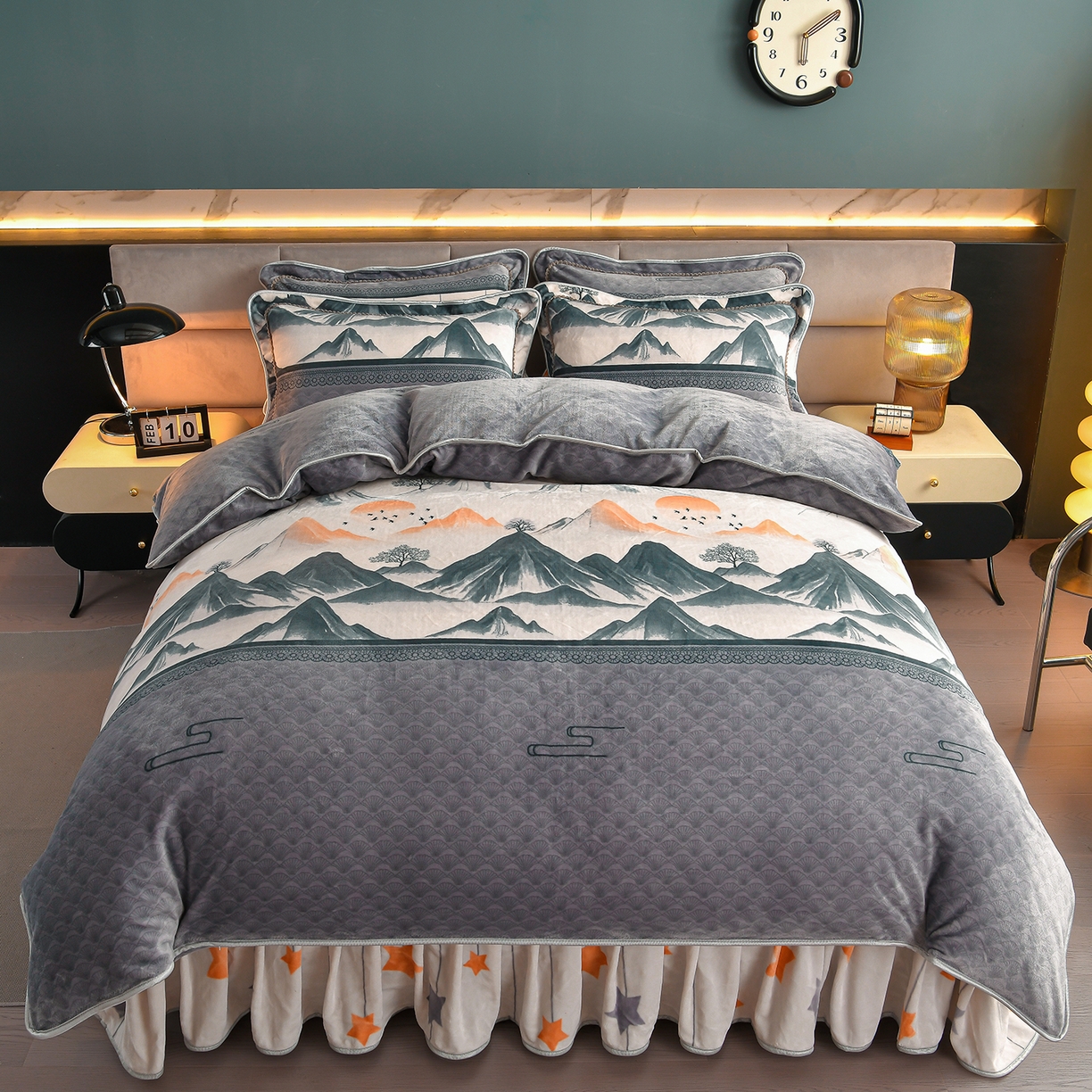 91家纺网 家纺一手货源 找家纺 董成龙家纺 2026新款高克重9-10斤加厚印花超柔牛奶绒爆款法莱绒金貂绒床裙四件套控价 金玉满堂