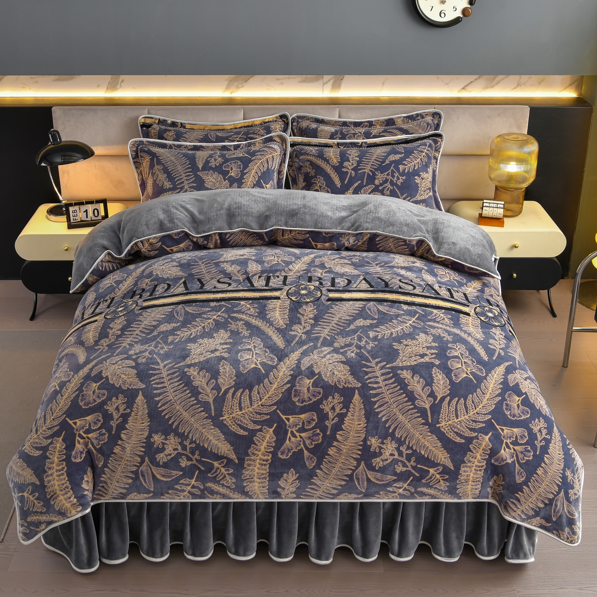 91家纺网 家纺一手货源 找家纺 董成龙家纺 2026新款高克重9-10斤加厚印花超柔牛奶绒爆款法莱绒金貂绒床裙四件套控价 金枝玉叶