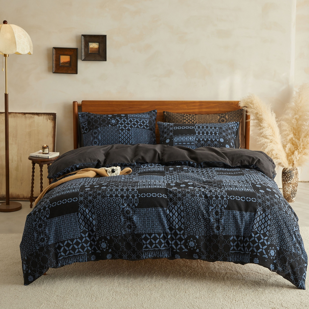 91家纺网 家纺一手货源 找家纺 山舍家居 2026新款A面色经色纬的色织提花B面全棉人字纹小提花四件套-霍德华庄园（不含税不含运费） 霍德华庄园-蓝