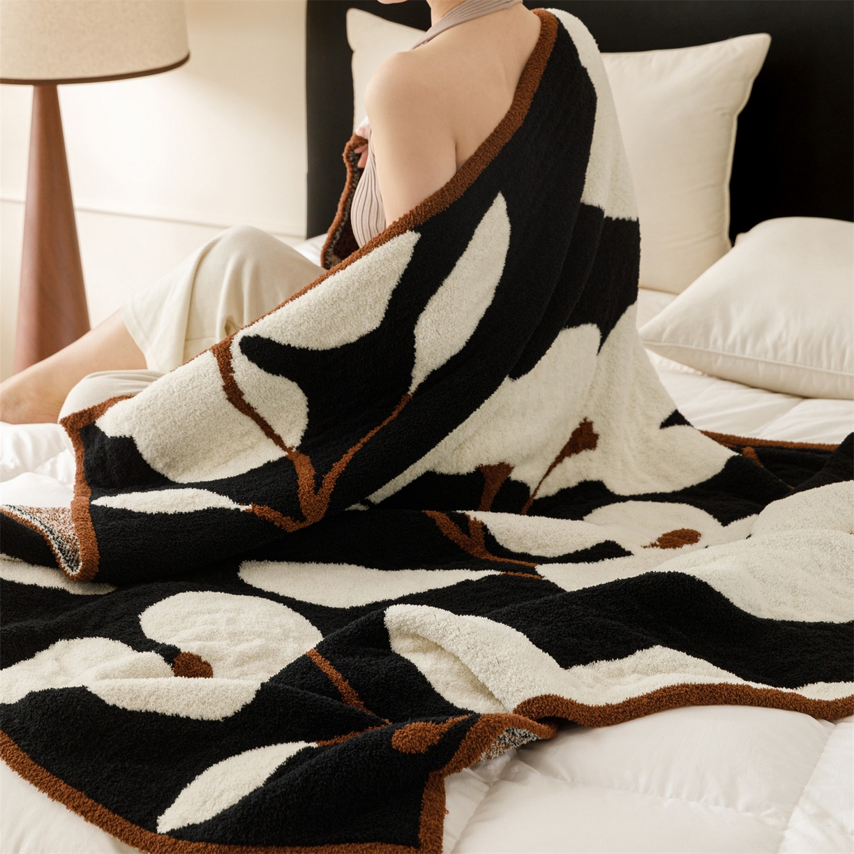 91家纺网 家纺一手货源 找家纺 瑞米家居 2026新款多功能半边绒盖毯毛毯毯子 朵朵绒