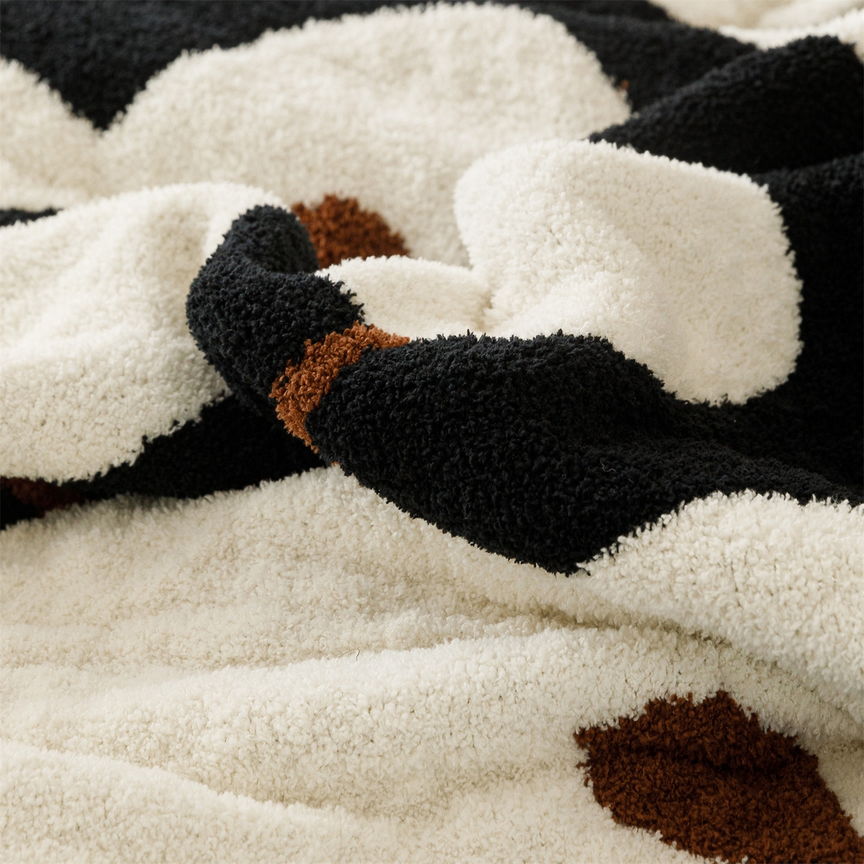 91家纺网 家纺一手货源 找家纺 瑞米家居 2026新款多功能半边绒盖毯毛毯毯子 朵朵绒