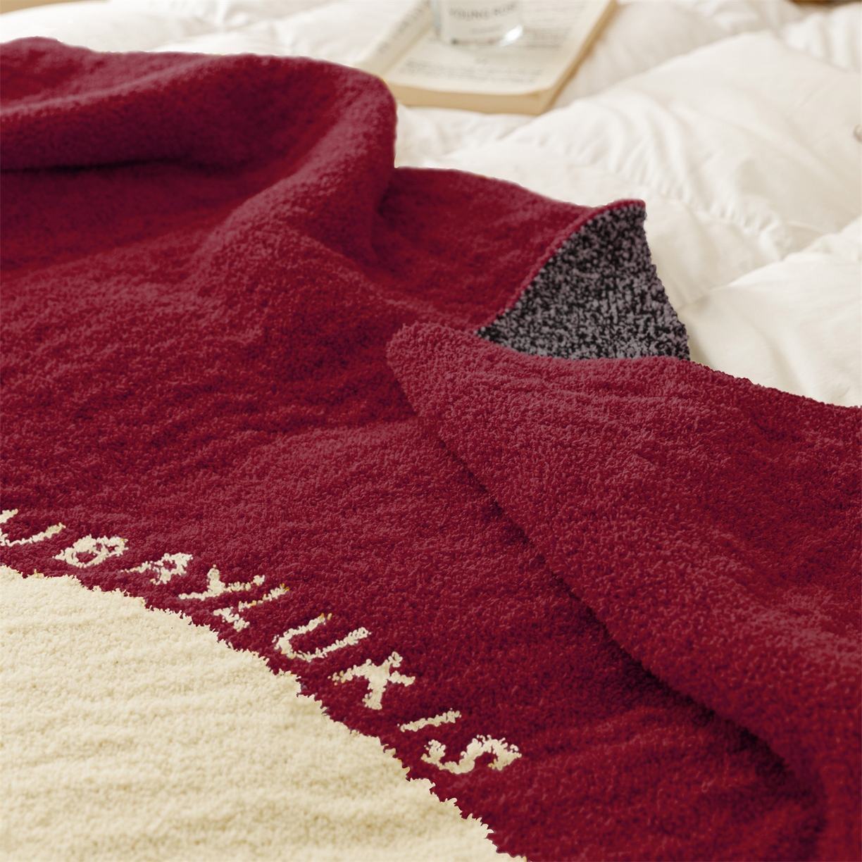 91家纺网 家纺一手货源 找家纺 瑞米家居 2026新款多功能半边绒盖毯毛毯毯子 慵懒猫-红