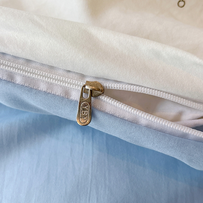 91家纺网 家纺一手货源 找家纺 梦纤绒 2026新款古法水洗仿棉云感纱四件套 樱桃熊