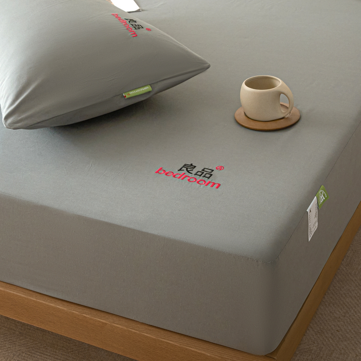 91家纺网 家纺一手货源 找家纺 （总）芬晴家纺 2026新款纯棉密条+纯色单层床笠