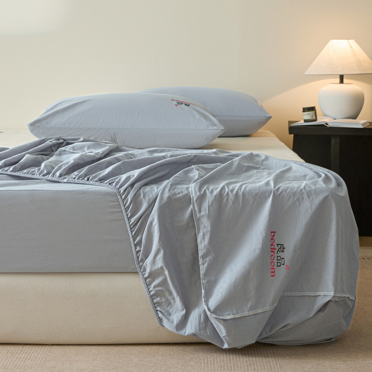 91家纺网 家纺一手货源 找家纺 芬晴家纺 2026新款纯棉密条+纯色单层床笠 纯色-浅灰