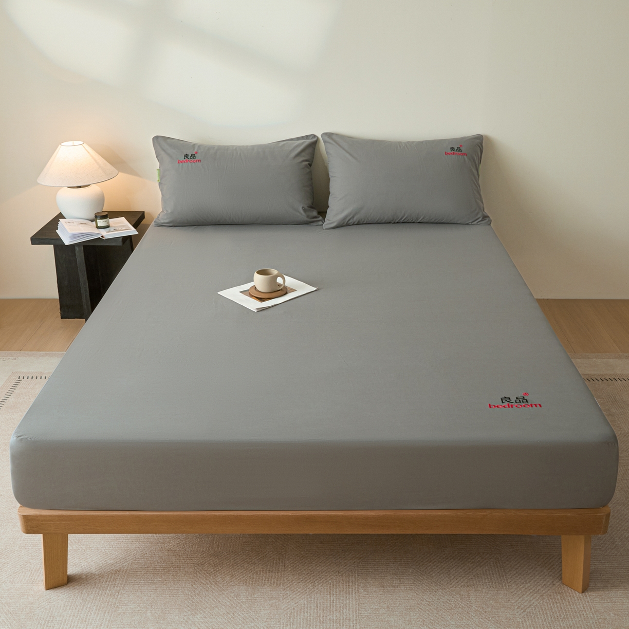 91家纺网 家纺一手货源 找家纺 芬晴家纺 2026新款纯棉密条+纯色单层床笠 纯色-岩灰