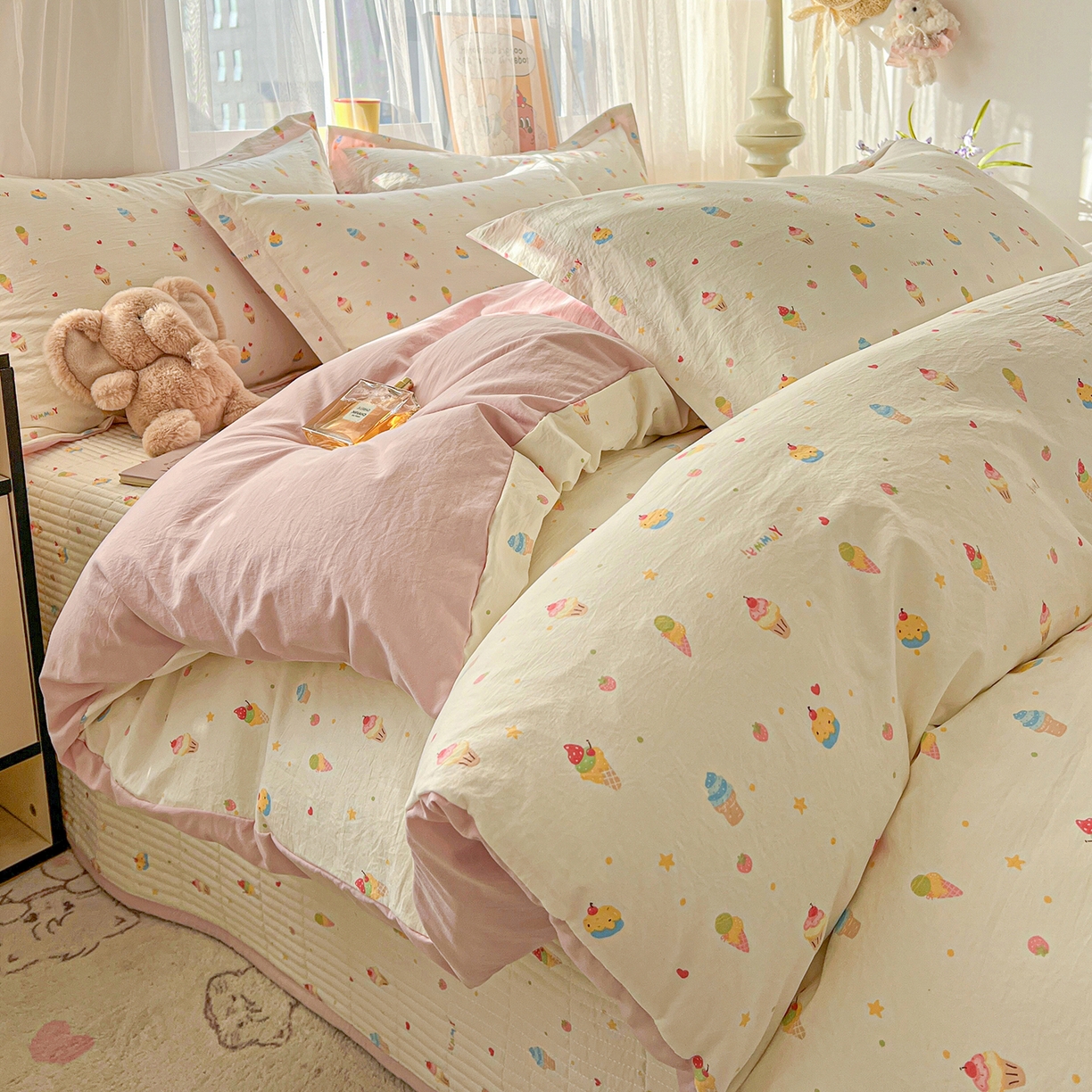 91家纺网 家纺一手货源 找家纺 梦纤绒 2026新款亲肤舒适仿棉印花床盖四件套 蛋糕派