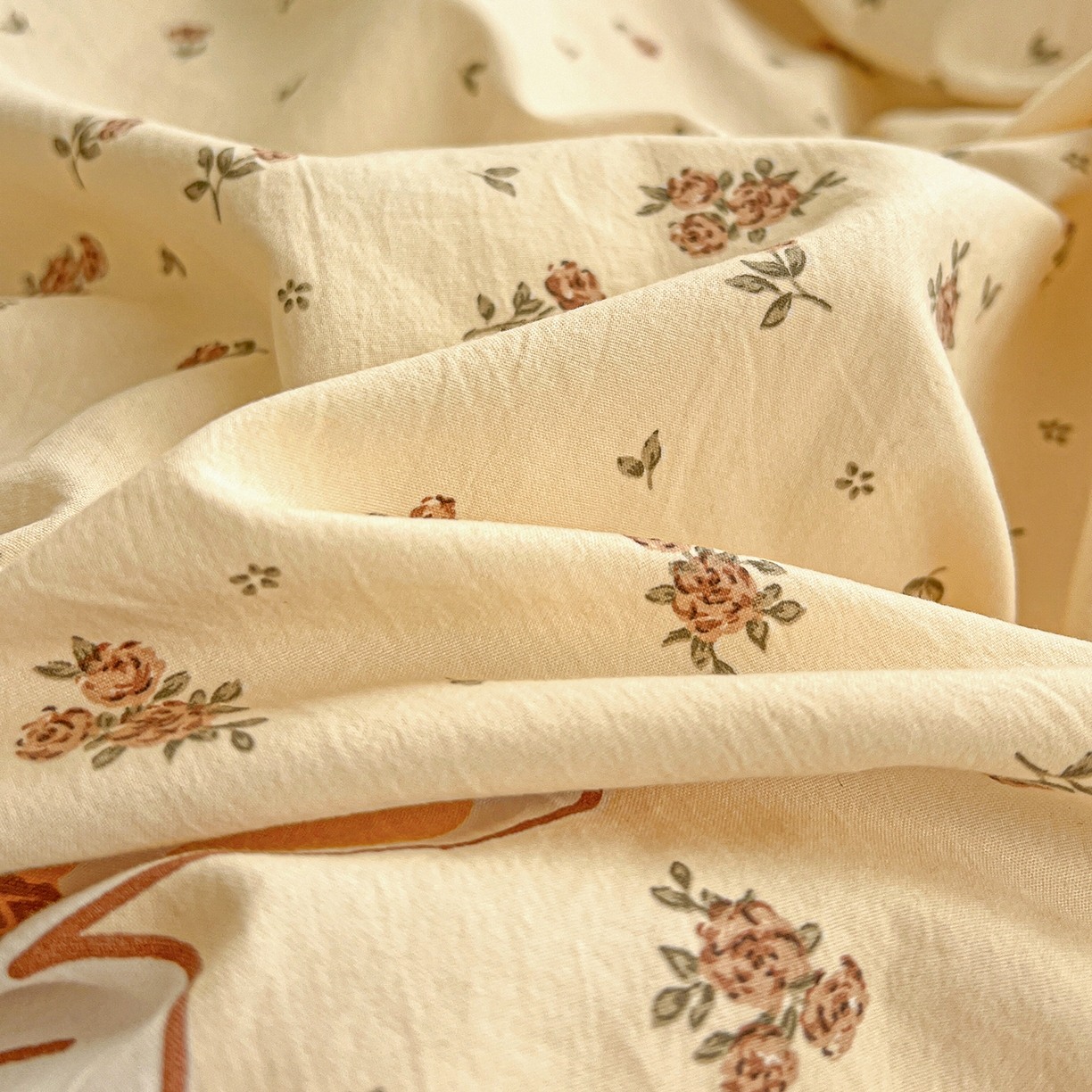 91家纺网 家纺一手货源 找家纺 梦纤绒 2026新款亲肤舒适仿棉印花床盖四件套 萌萌兔