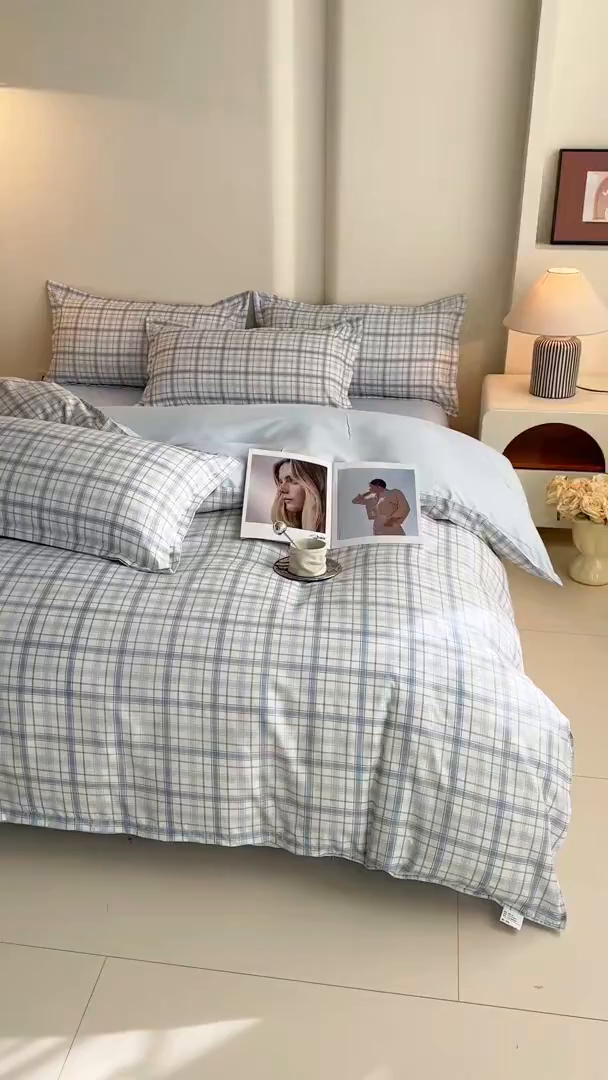 91家纺网 家纺一手货源 找家纺 楠沐家纺 2026新款无印风单被套芦荟棉学生印花被套 晴空蓝格