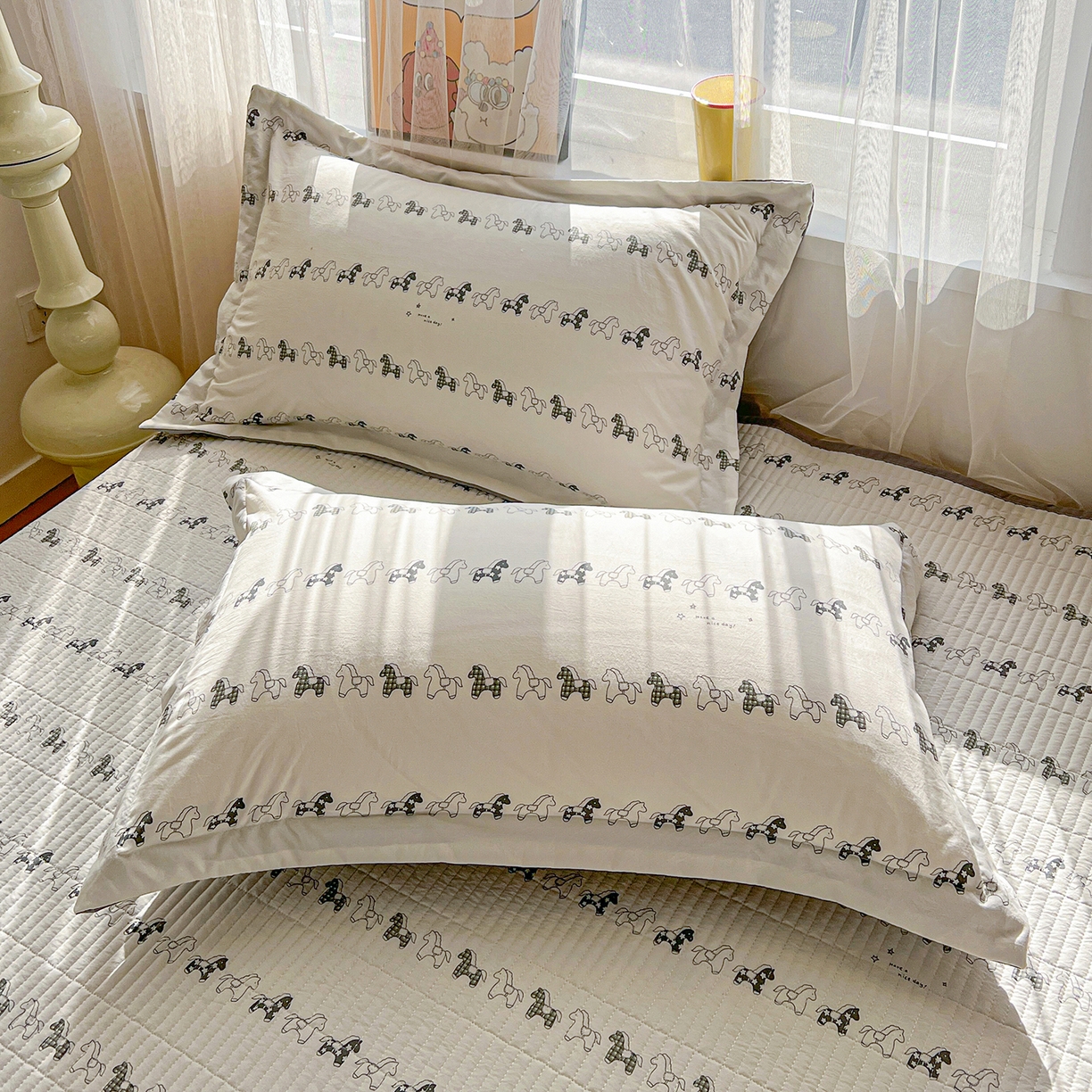 91家纺网 家纺一手货源 找家纺 梦纤绒 2026新款亲肤舒适仿棉印花床盖四件套 小木马