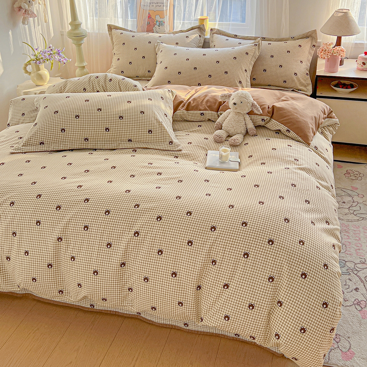 91家纺网 家纺一手货源 找家纺 梦纤绒 2026新款亲肤舒适仿棉印花床盖四件套 小熊头