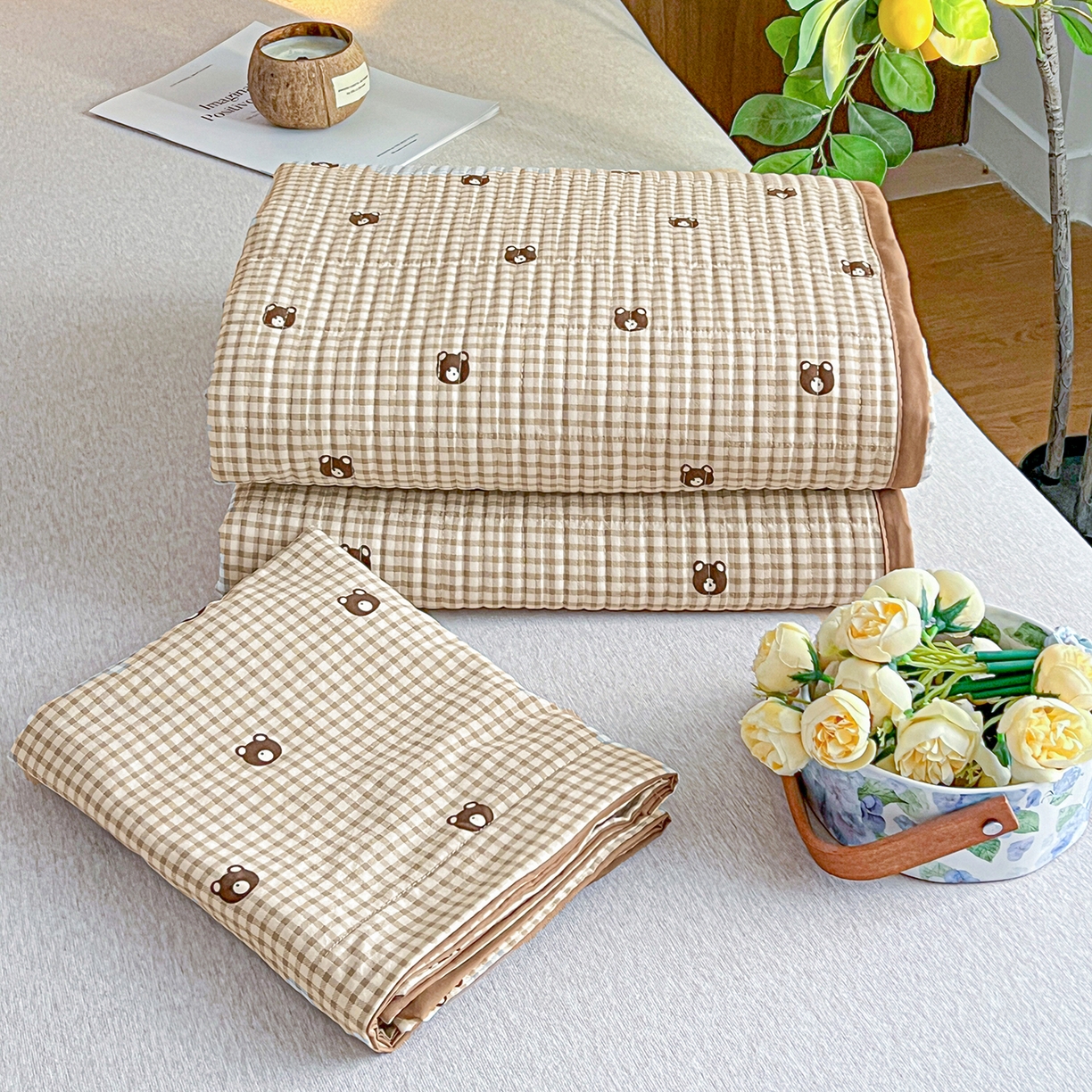 91家纺网 家纺一手货源 找家纺 梦纤绒 2026新款亲肤舒适仿棉印花床盖四件套 小熊头