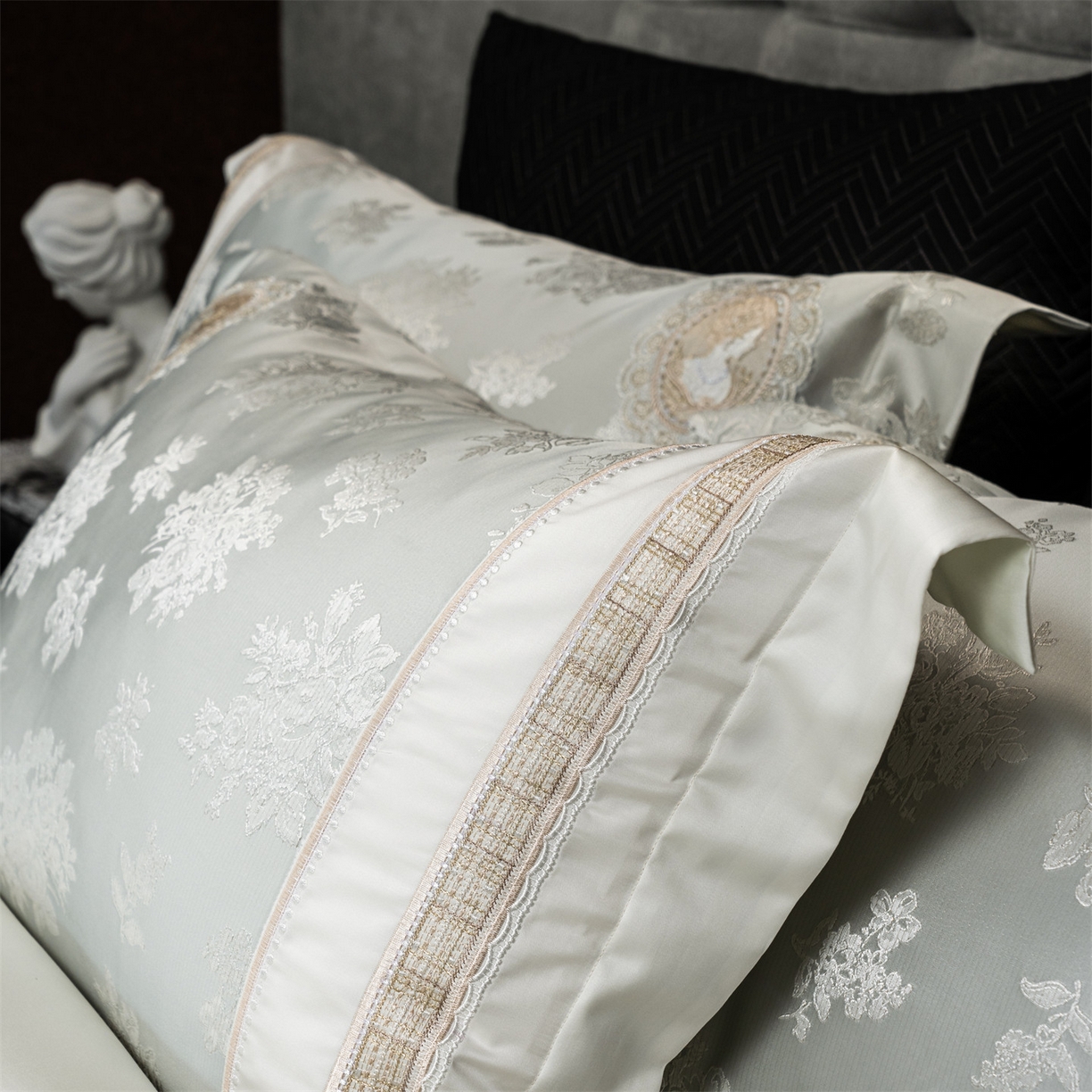 91家纺网 家纺一手货源 找家纺 鼎飞家纺 2026新款3D立体浮雕高精密长绒棉四件套--索菲尔系列 索菲尔-芙绿