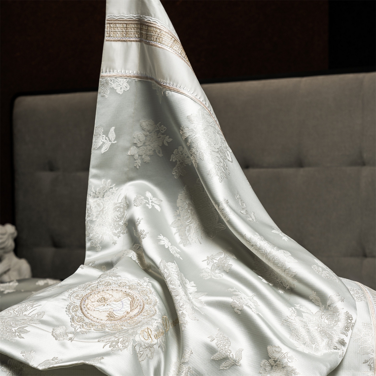 91家纺网 家纺一手货源 找家纺 鼎飞家纺 2026新款3D立体浮雕高精密长绒棉四件套--索菲尔系列 索菲尔-芙绿