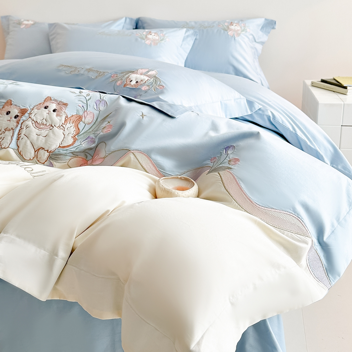 91家纺网 家纺一手货源 找家纺 置顶家纺 2026新款全棉刺绣系列四件套-布偶猫 布偶猫-浅蓝