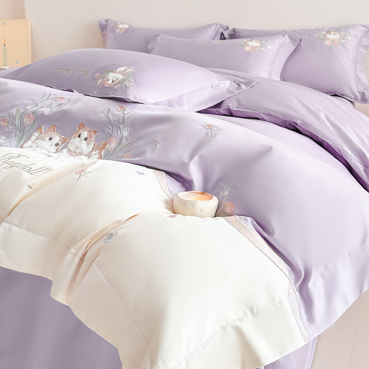 91家纺网 家纺一手货源 找家纺 置顶家纺 2026新款全棉刺绣系列四件套-布偶猫 布偶猫-香芋紫