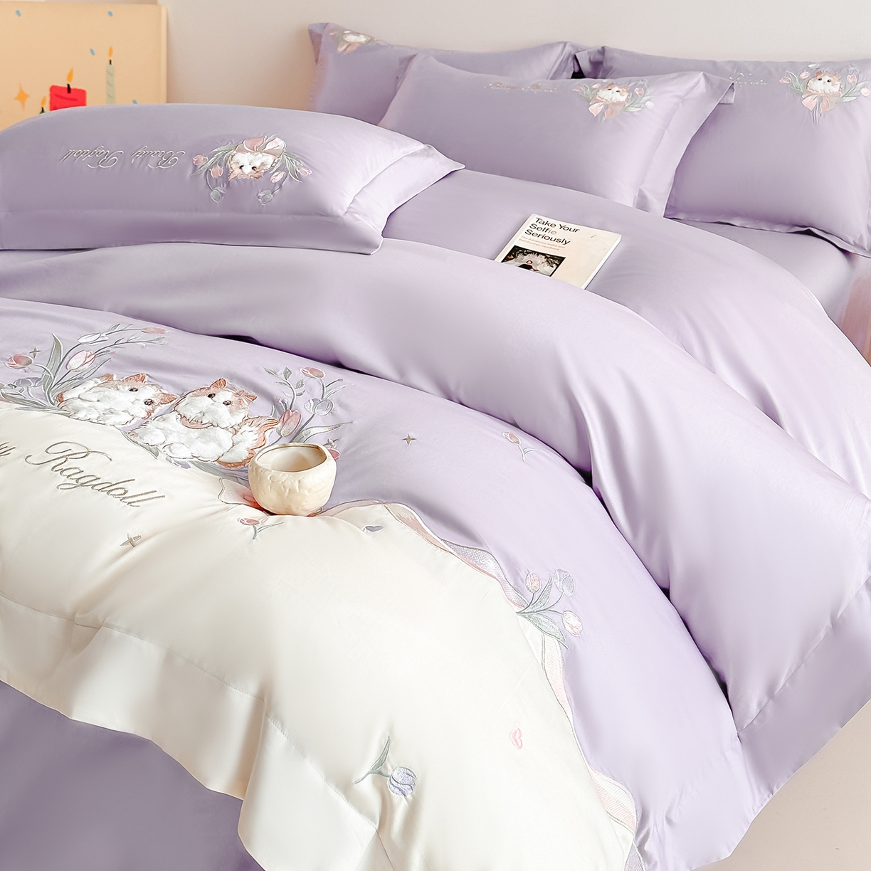 91家纺网 家纺一手货源 找家纺 置顶家纺 2026新款全棉刺绣系列四件套-布偶猫 布偶猫-香芋紫