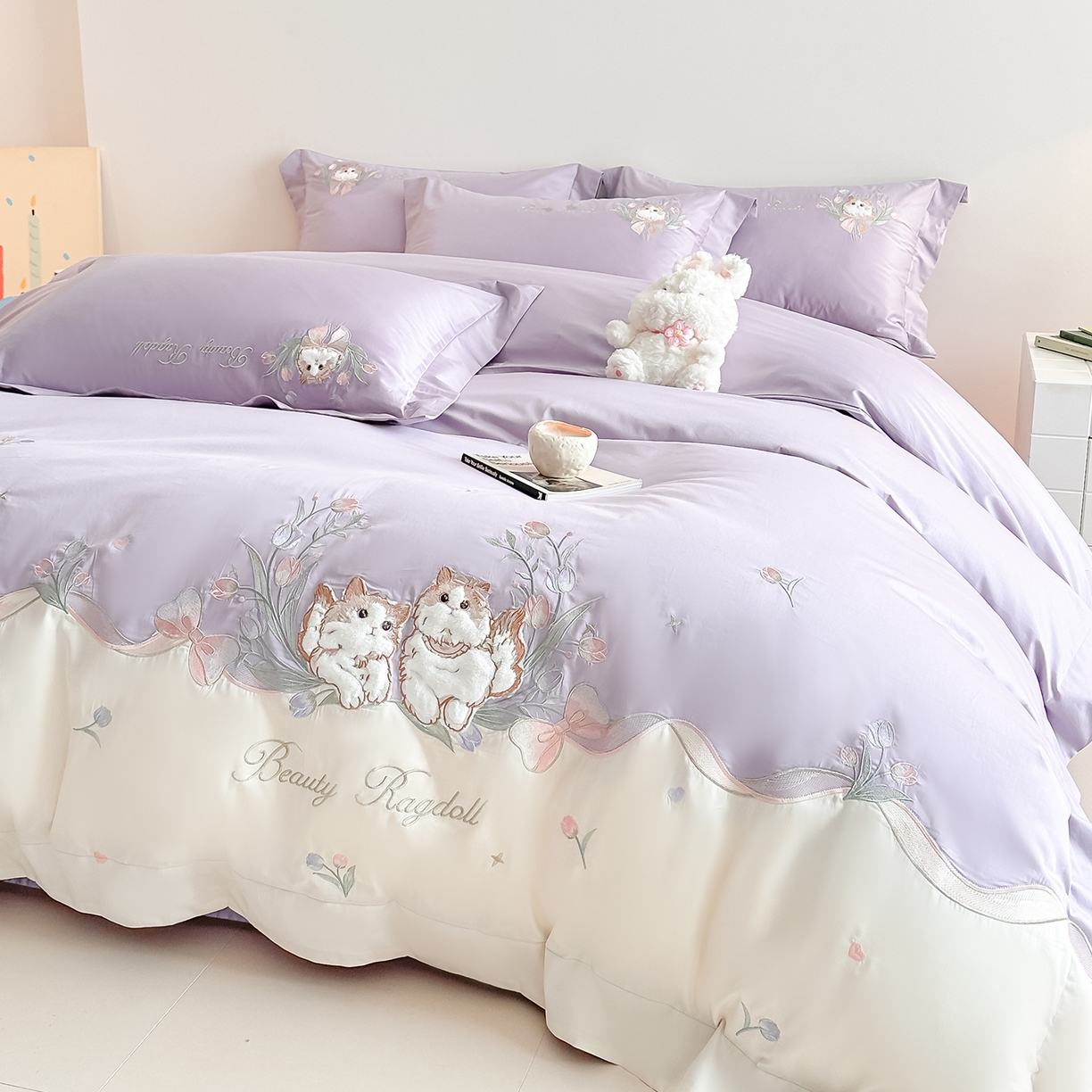 91家纺网 家纺一手货源 找家纺 置顶家纺 2026新款全棉刺绣系列四件套-布偶猫 布偶猫-香芋紫