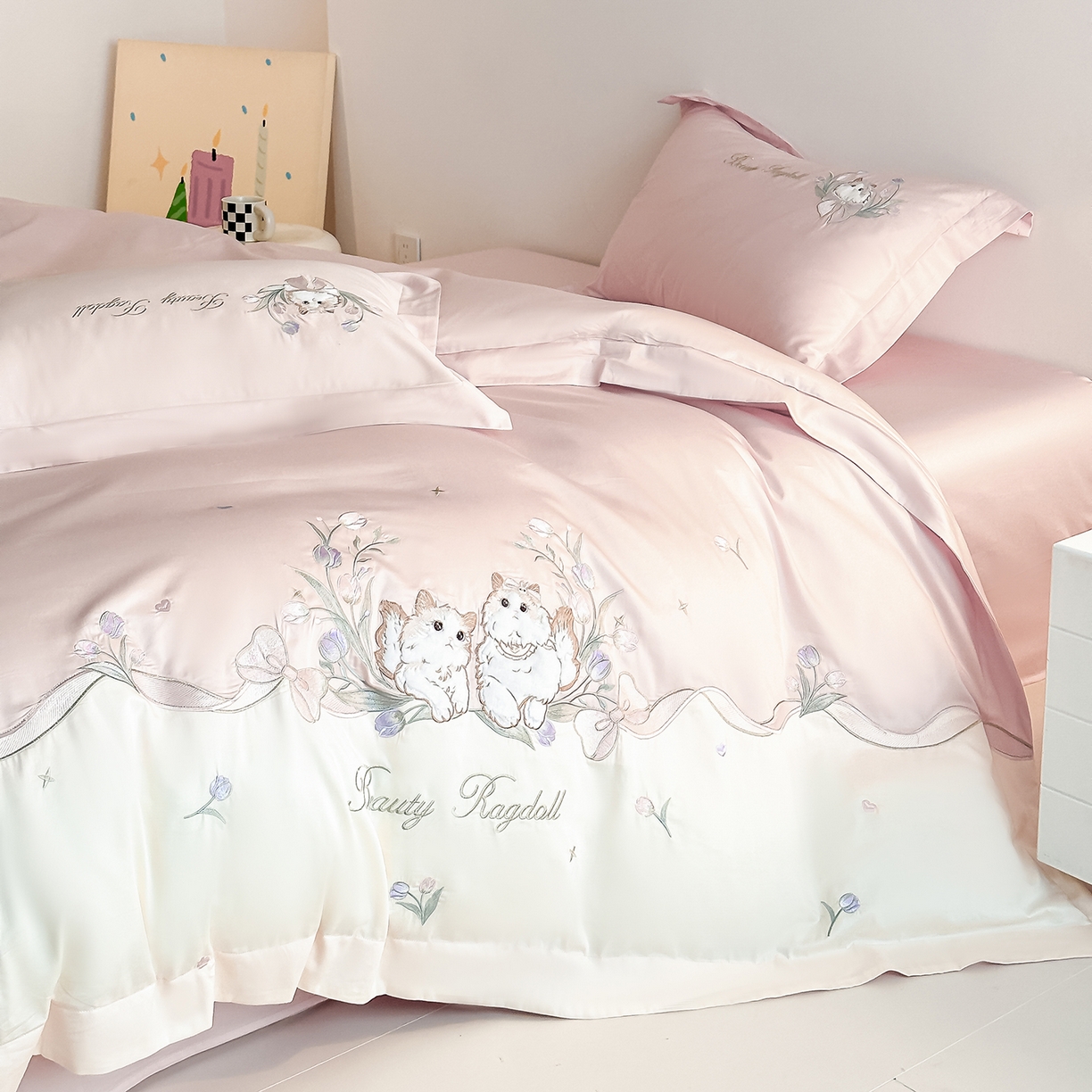 91家纺网 家纺一手货源 找家纺 置顶家纺 2026新款全棉刺绣系列四件套-布偶猫 布偶猫-粉色