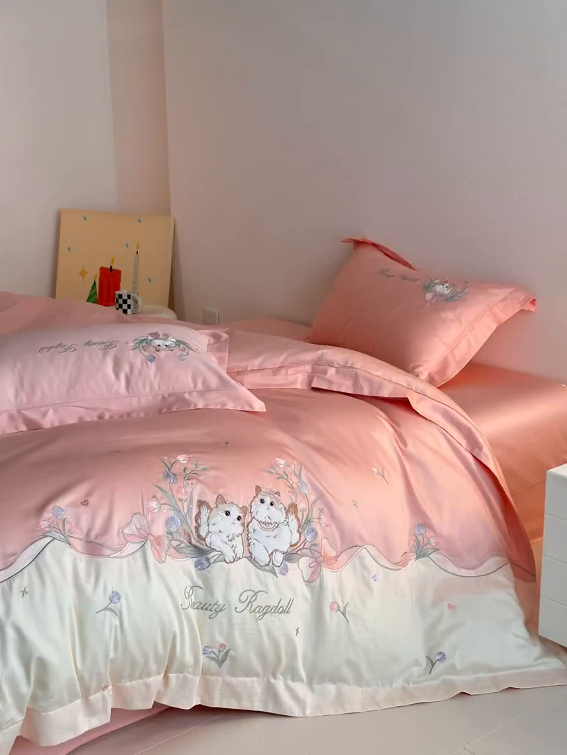 91家纺网 家纺一手货源 找家纺 （总）置顶家纺 2026新款全棉刺绣系列四件套-布偶猫