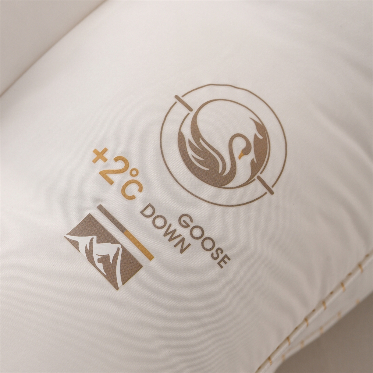 91家纺网 家纺一手货源 找家纺 仁宇枕业 2026新款800控温面包羽丝绒枕枕头枕芯 800控温面包羽丝绒枕-白色