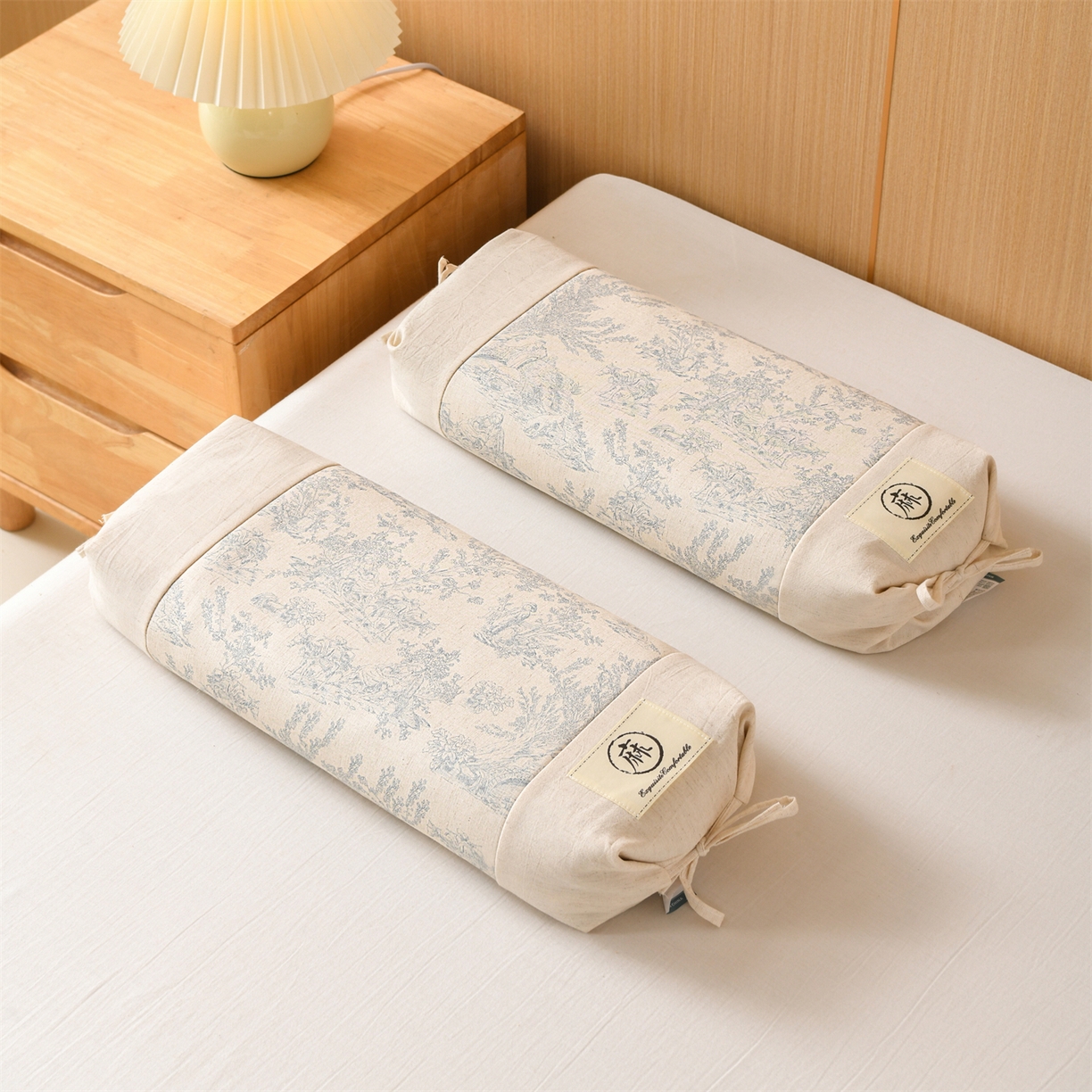 91家纺网 家纺一手货源 找家纺 仁宇枕业 2026新款棉麻古朴两用绑带款系列荞麦枕枕头枕芯 棉麻款两用绑带系列荞麦枕-青花瓷蓝